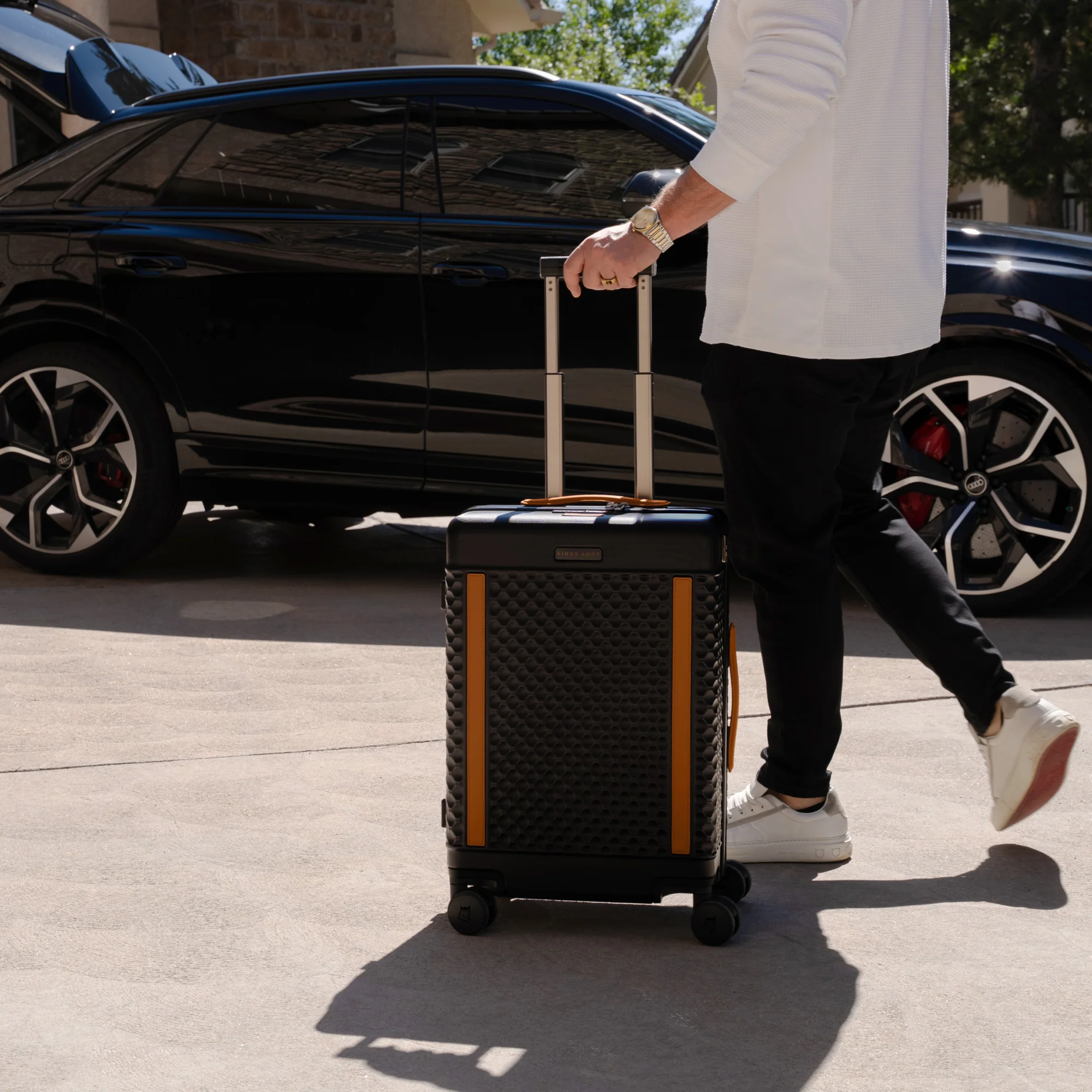 Hardshell Luggage - Image 9